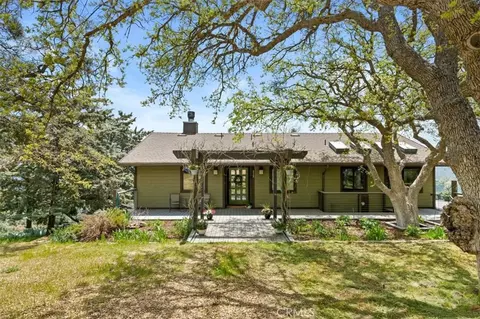 30140 Tuttle Ct, Tehachapi, CA 93561