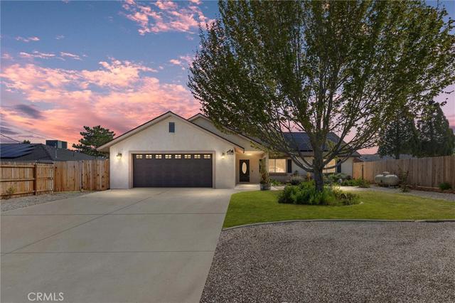 18450 Branding Iron Ct, Tehachapi, CA 93561 | 55 Photos - Movoto