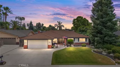 7813 Westdumfries Ct, Bakersfield, CA 93309