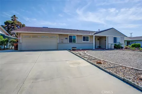 709 Pebble Beach Dr, Bakersfield, CA 93309