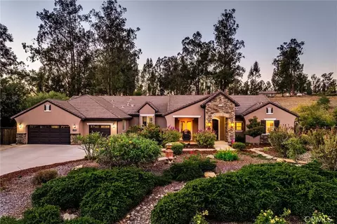 1270 Coloma Ln, Nipomo, CA 93444