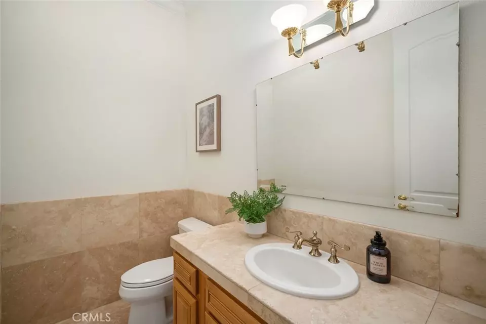 Bath - 615 Sweet Donna Pl, Nipomo, CA 93444 photo 6 of 7