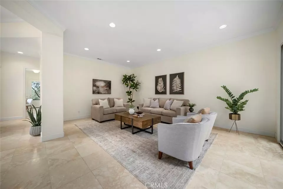 Living - 615 Sweet Donna Pl, Nipomo, CA 93444 photo 5 of 8