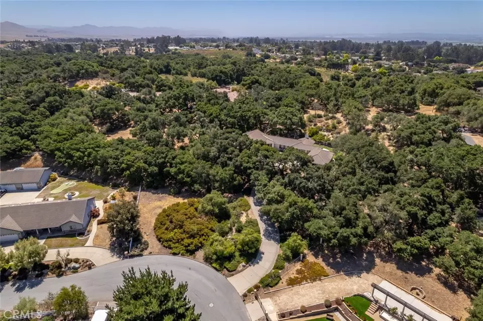 View/Area - 615 Sweet Donna Pl, Nipomo, CA 93444 photo 1 of 13