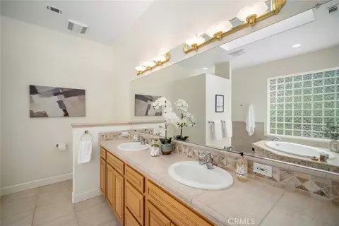 Bath - 615 Sweet Donna Pl, Nipomo, CA 93444 photo 1 of 7