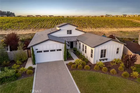 1335 Riley Ln, Nipomo, CA 93444