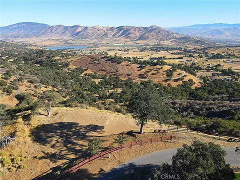 0 Zurich Dr, Tehachapi, CA 93561 photo 3