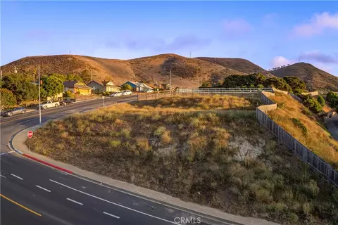209 S 7th St, Lompoc, CA 93436