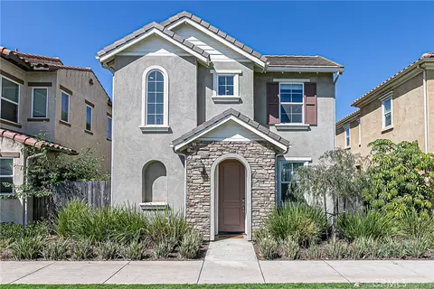 1825 Sterling, Santa Maria, CA 93458