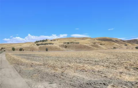 36 San Juan Rd, Shandon, CA 93461