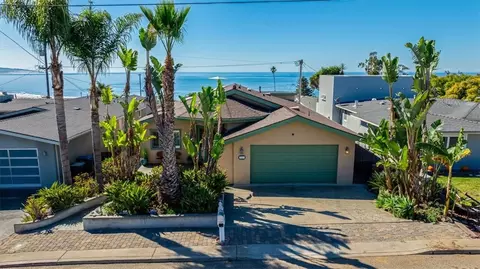 951 Fresno Ave, Pismo Beach, CA 93449