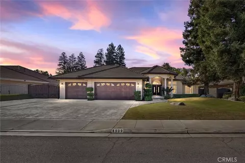 8909 Forest Oaks, Bakersfield, CA 93312