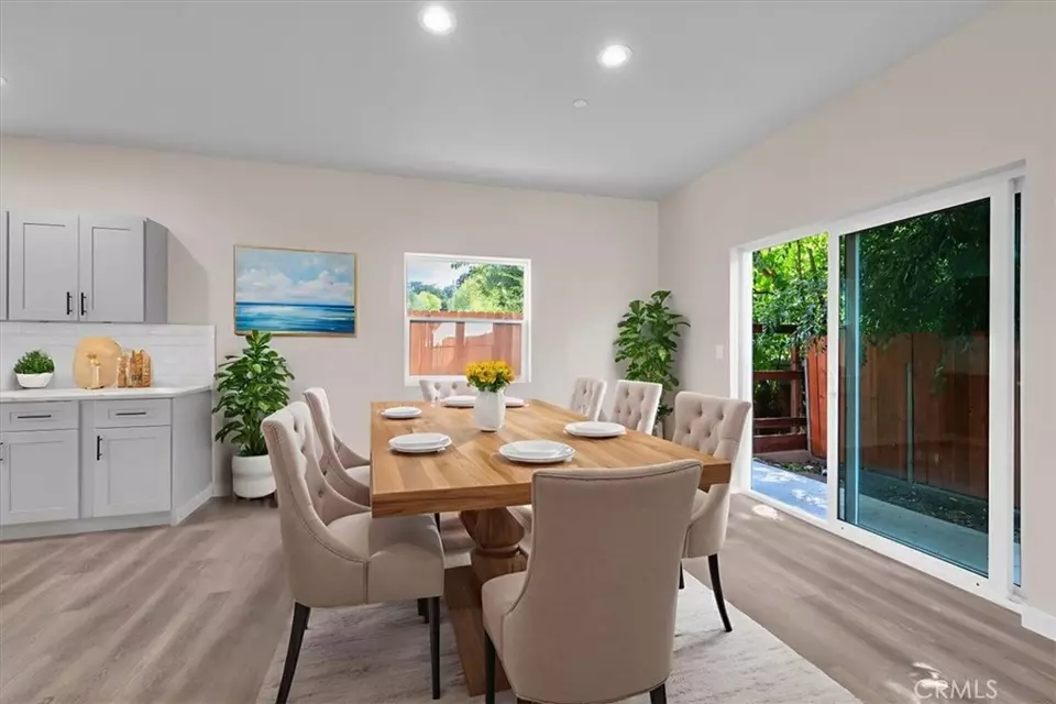 Dining - 8393 Amapoa, Atascadero, CA 93422 photo 1 of 1