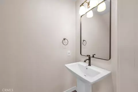 Bath - 8393 Amapoa, Atascadero, CA 93422 photo 1 of 4