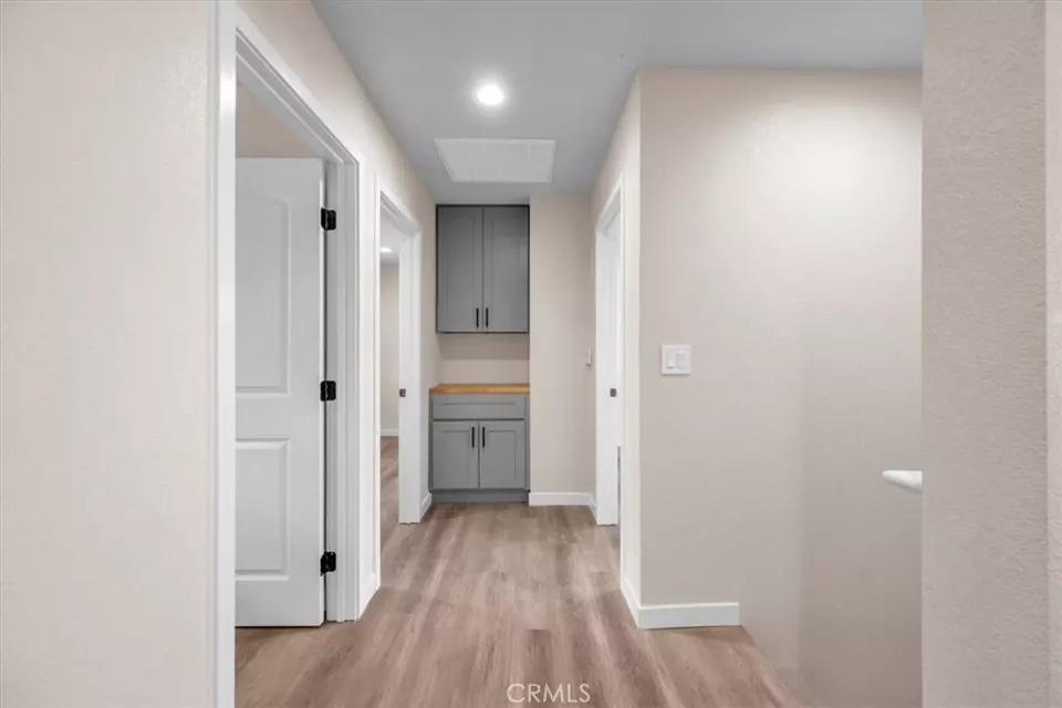 Entry Way - 8393 Amapoa, Atascadero, CA 93422 photo 4 of 4