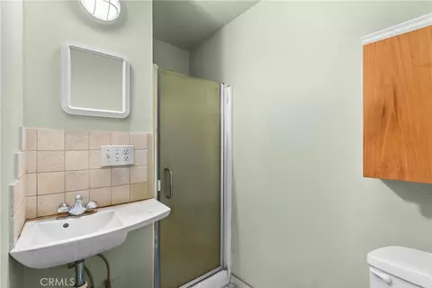 Bath - 5920 Lone Pine Pl, Paso Robles, CA 93446 photo 3 of 3
