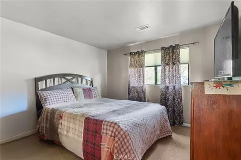 Bedroom - 5920 Lone Pine Pl, Paso Robles, CA 93446 photo 3 of 4