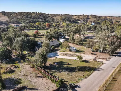 View/Area - 5920 Lone Pine Pl, Paso Robles, CA 93446 photo 4 of 4
