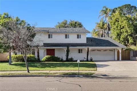 1012 Diamond Dr, Santa Maria, CA 93455