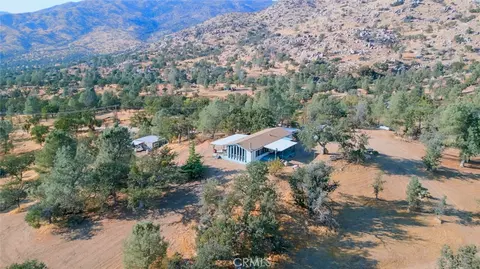 18100 Thompson Canyon Ave, Caliente, CA 93518