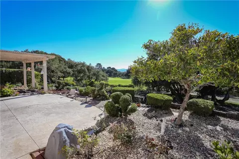 372 Oak Hl, Lompoc, CA 93436