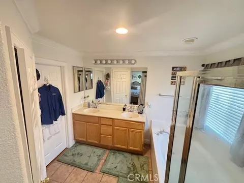 Bath - 3609 Cobb, Lancaster, CA 93535 photo 4 of 6
