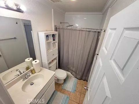 Bath - 3609 Cobb, Lancaster, CA 93535 photo 5 of 6