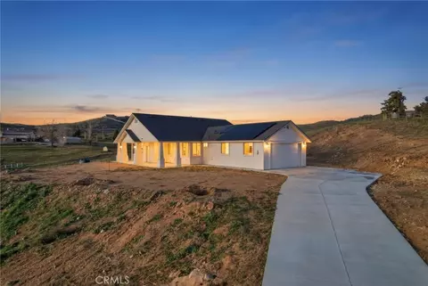 20381 Pinon Canyon Rd, Tehachapi, CA 93561