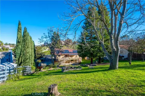 Exterior - 616 Jackson Dr, Paso Robles, CA 93446 photo 17 of 18