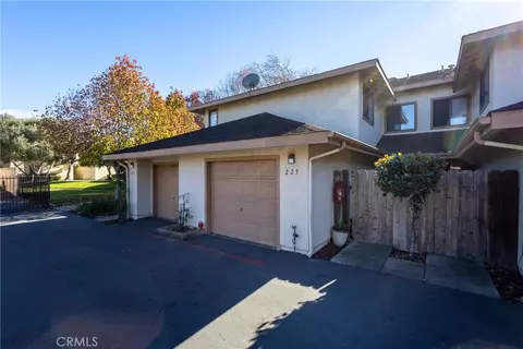 225 Village Cir, Lompoc, CA 93436