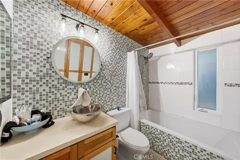 Bath - 2873 2871 Studio Dr, Cayucos, CA 93430 photo 5 of 5