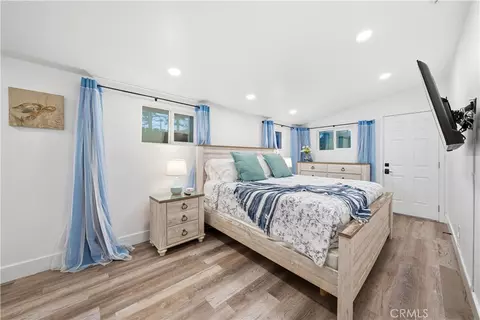 Bedroom - 2873 2871 Studio Dr, Cayucos, CA 93430 photo 6 of 12