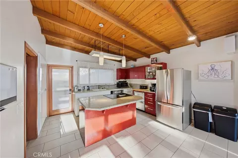 Kitchen - 2873 2871 Studio Dr, Cayucos, CA 93430 photo 4 of 6
