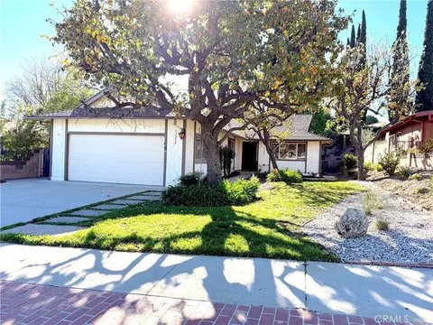 17256 Tennyson Pl, Granada Hills, CA 91344