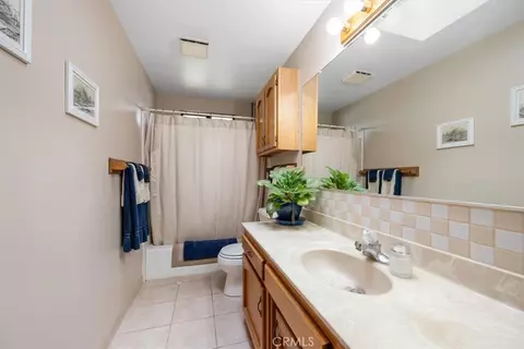 Bath - 834 Nicklaus, Paso Robles, CA 93446 photo 3 of 3