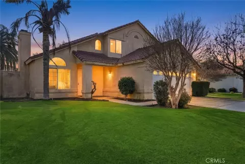10703 Petalo Dr, Bakersfield, CA 93311