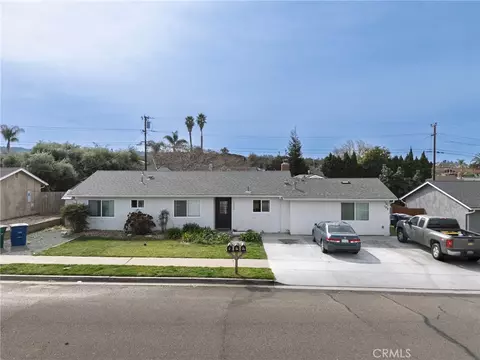 1172 E Rice Ranch Road Apt 101 102 Rd #101, 102, Santa Maria, CA 93455