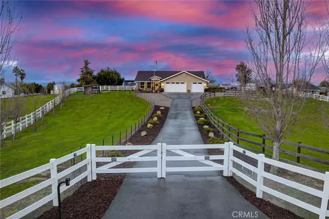 5095 White Tail Pl, Paso Robles, CA 93446