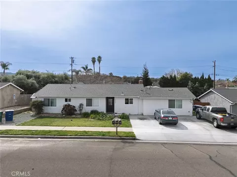 1172 E Rice Ranch Rd, Santa Maria, CA 93455