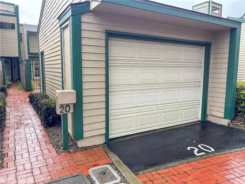 1445 Prefumo Cyn #20, San Luis Obispo, CA 93405