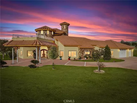 9446 Kern Riv, Bakersfield, CA 93308