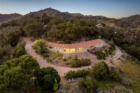 9954 Wildflower Rd, Santa Maria, CA 93454