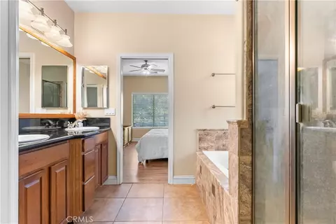 Bath - 26820 Stirrup, Tehachapi, CA 93561 photo 3 of 3