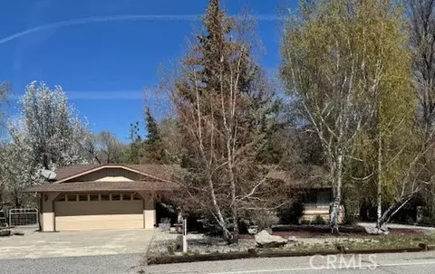 30081 Jamaica Dunes Dr, Tehachapi, CA 93561