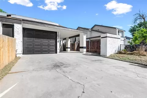 1644 N Tipton, Visalia, CA 93292