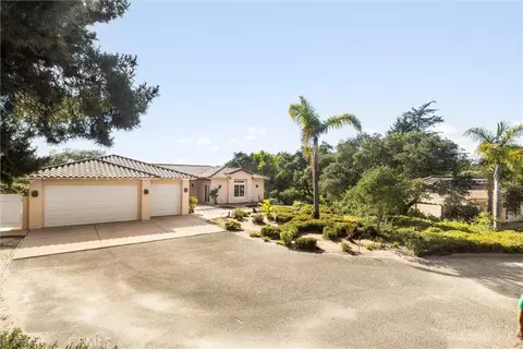 1595 Chesapeake Pl, Arroyo Grande, CA 93420