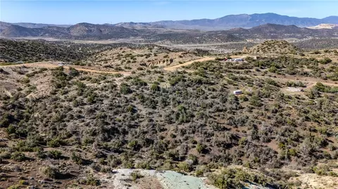 11101 Halter, Tehachapi, CA 93561 photo 2