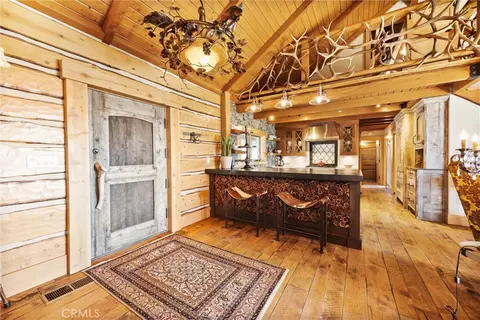 Entry Way - 27241 Deertrail Dr, Tehachapi, CA 93561 photo 2 of 4