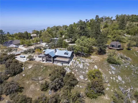 View/Area - 27241 Deertrail Dr, Tehachapi, CA 93561 photo 2 of 2