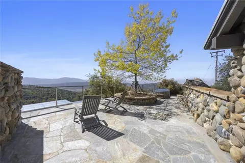 Exterior - 27241 Deertrail Dr, Tehachapi, CA 93561 photo 14 of 20